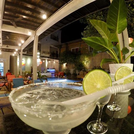 1953 Siem Reap Hostel Εξωτερικό φωτογραφία